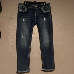 Miss me frayed ankle skinny size 32